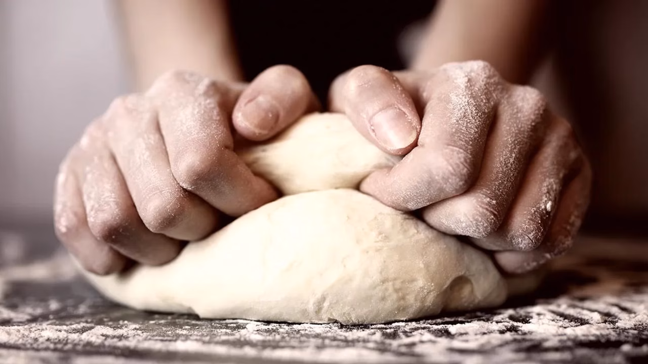 Ciasto na pizzę z suchych drożdży