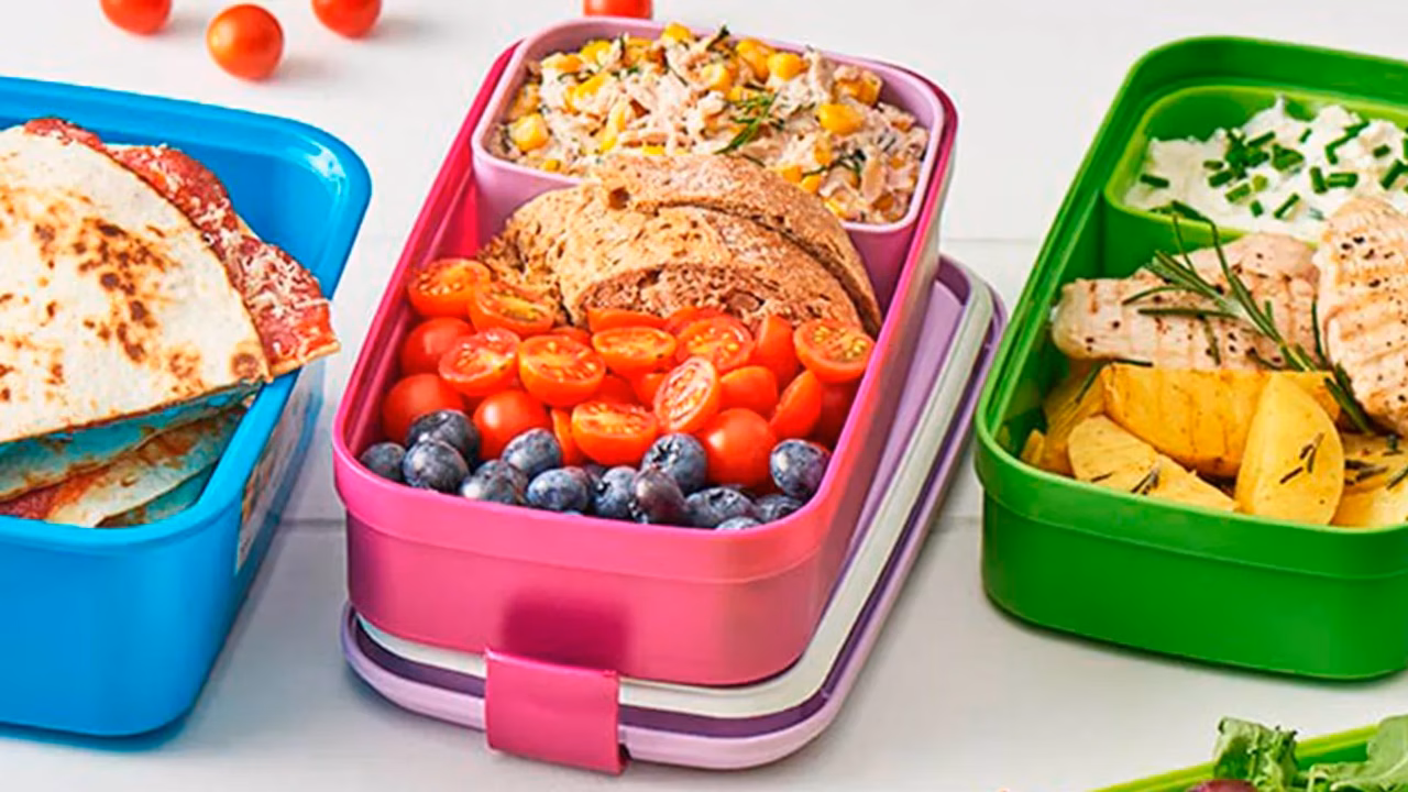 Sałatka z tuńczykiem – pomysł na lunchbox