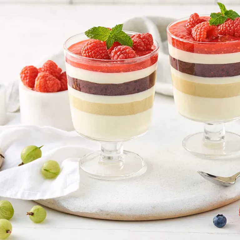 Warstwowa panna cotta