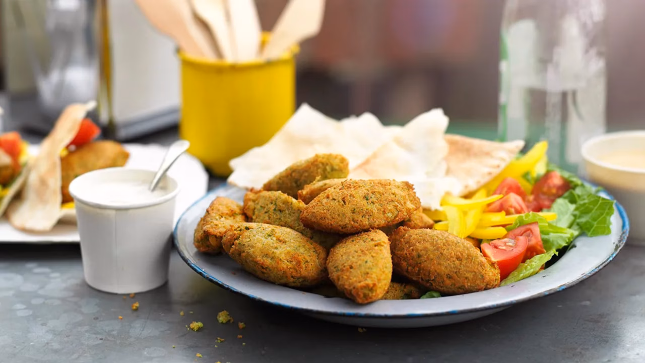 Falafel w chlebie pita