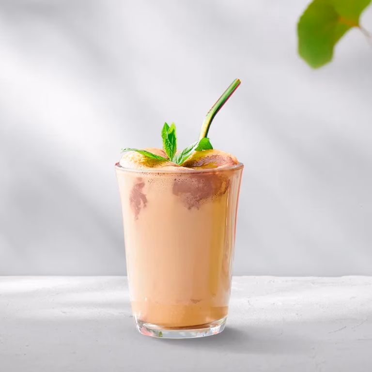 Shake kawowy z lodami czekoladowymi