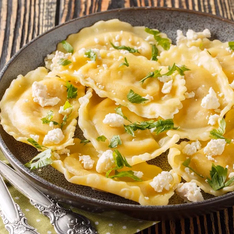 Pierogi ze szpinakiem i serem