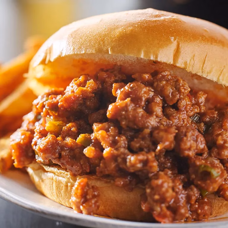 Sloppy Joe — amerykańska kanapka z mięsem mielonym