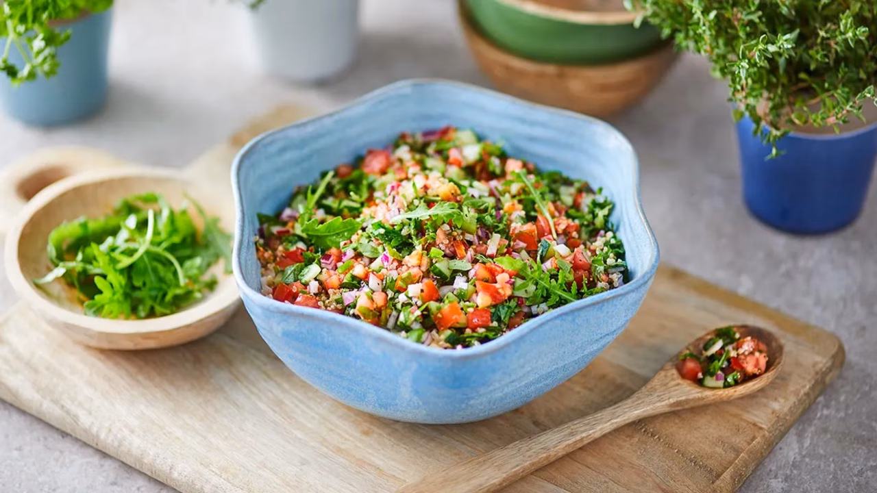 Tabbouleh z komosą ryżową