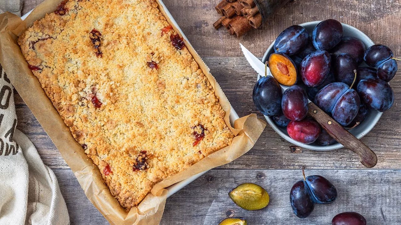 Ciasto ze śliwkami i kruszonką