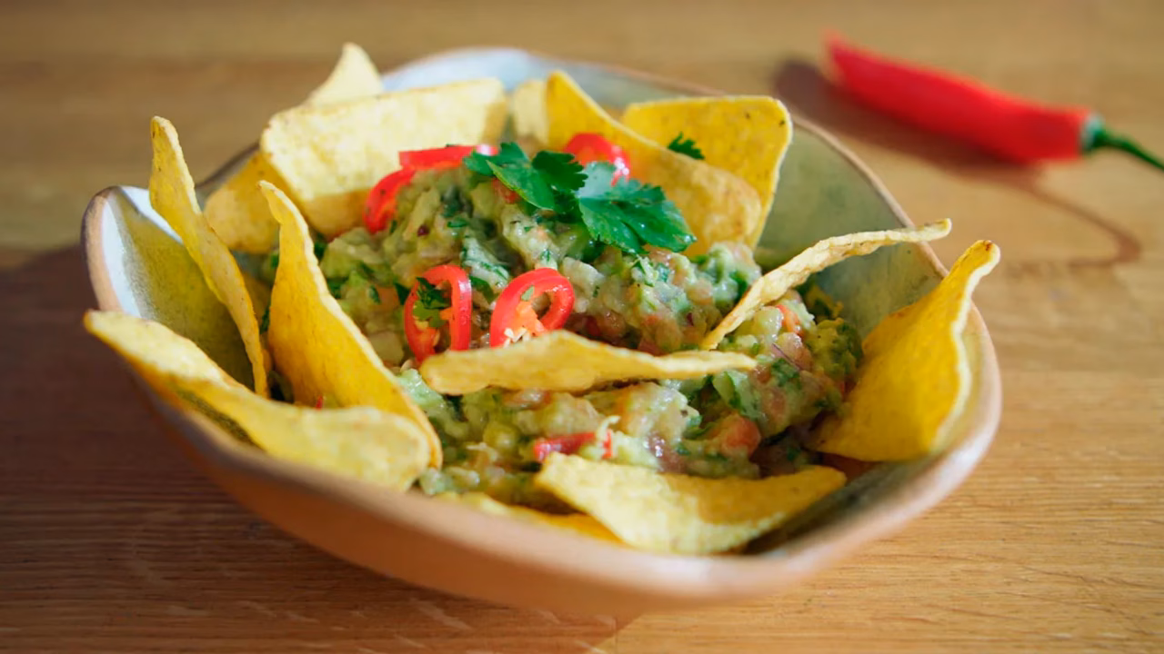 Guacamole z pomidorami