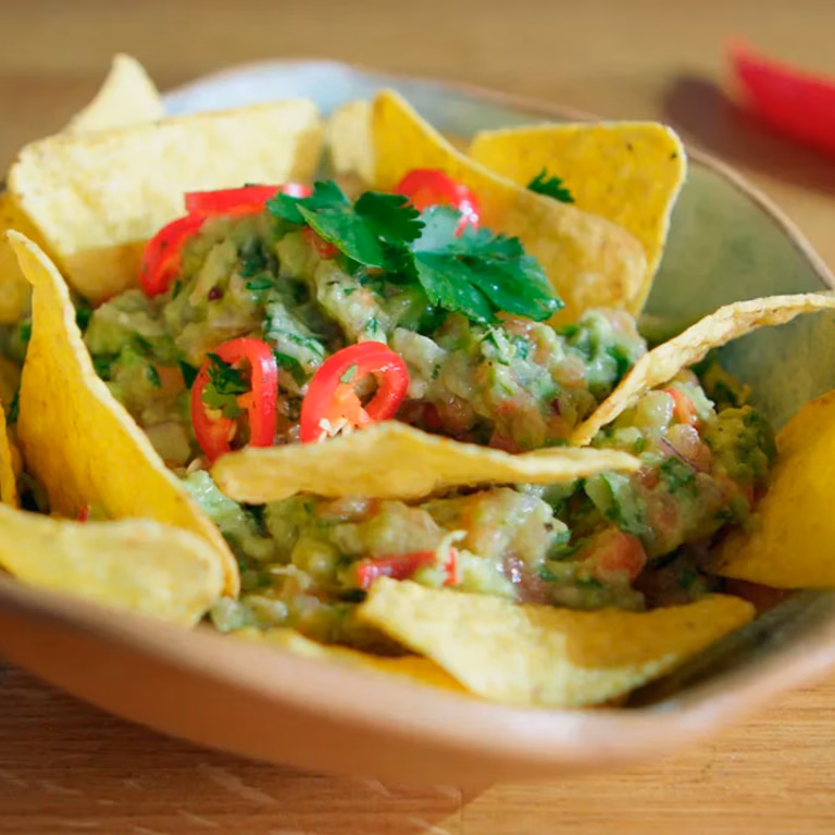 Guacamole z pomidorami