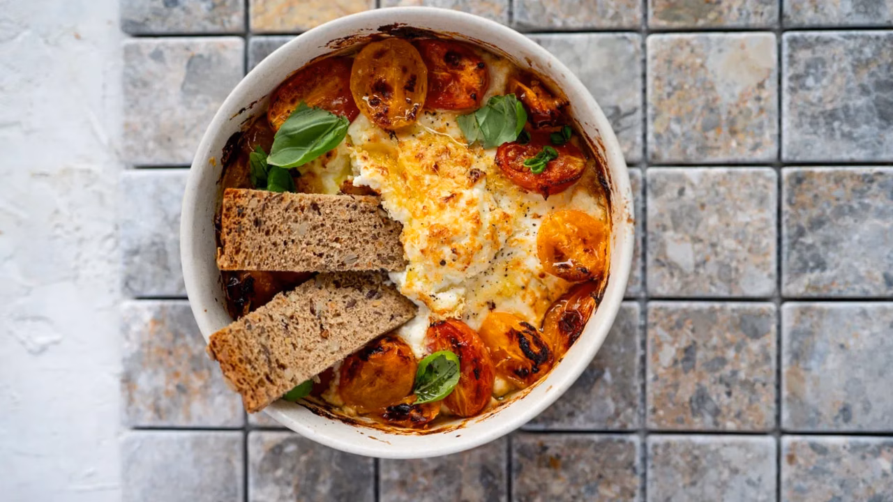 Pieczona ricotta z pomidorkami