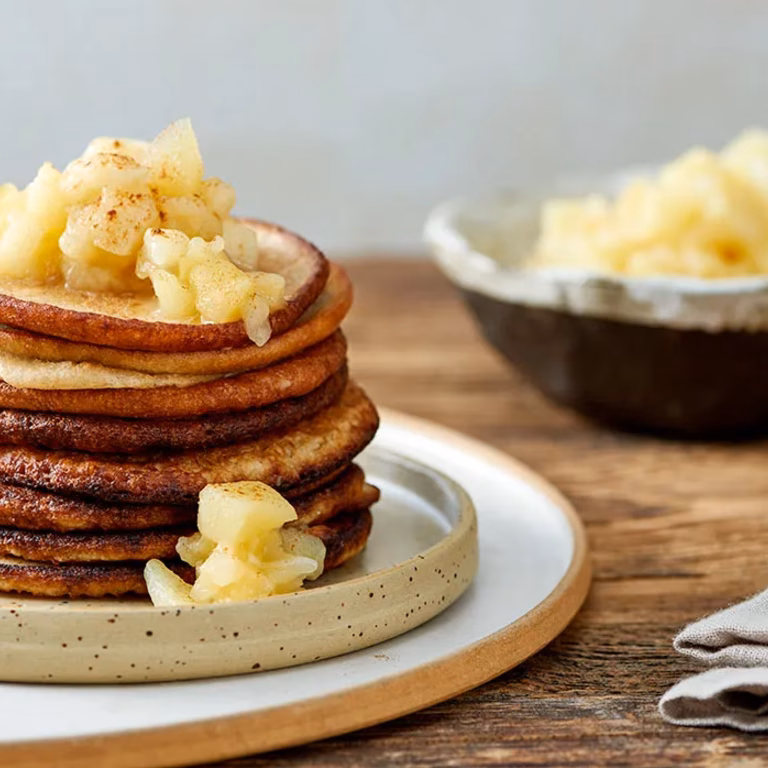 Bezglutenowe pancakes z musem jabłkowym