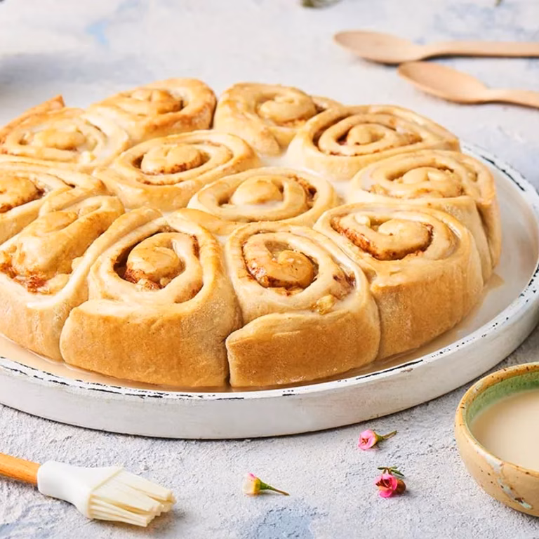 Wegańskie cinnamon rollsy z dyni