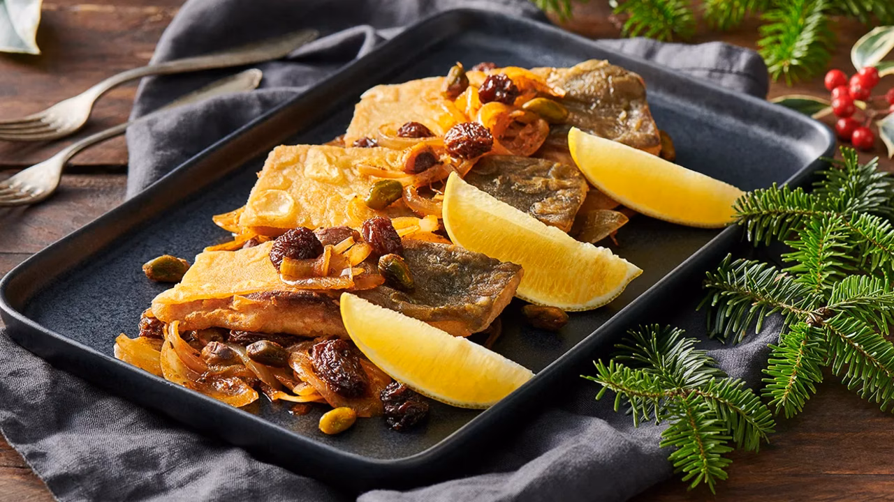 Karp pieczony w cebuli