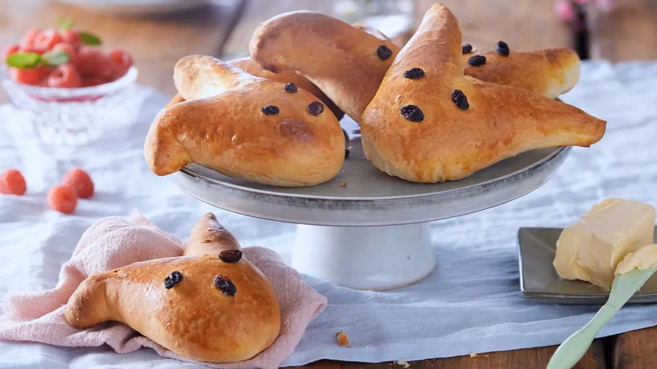Drożdżowe zajączki na Wielkanoc