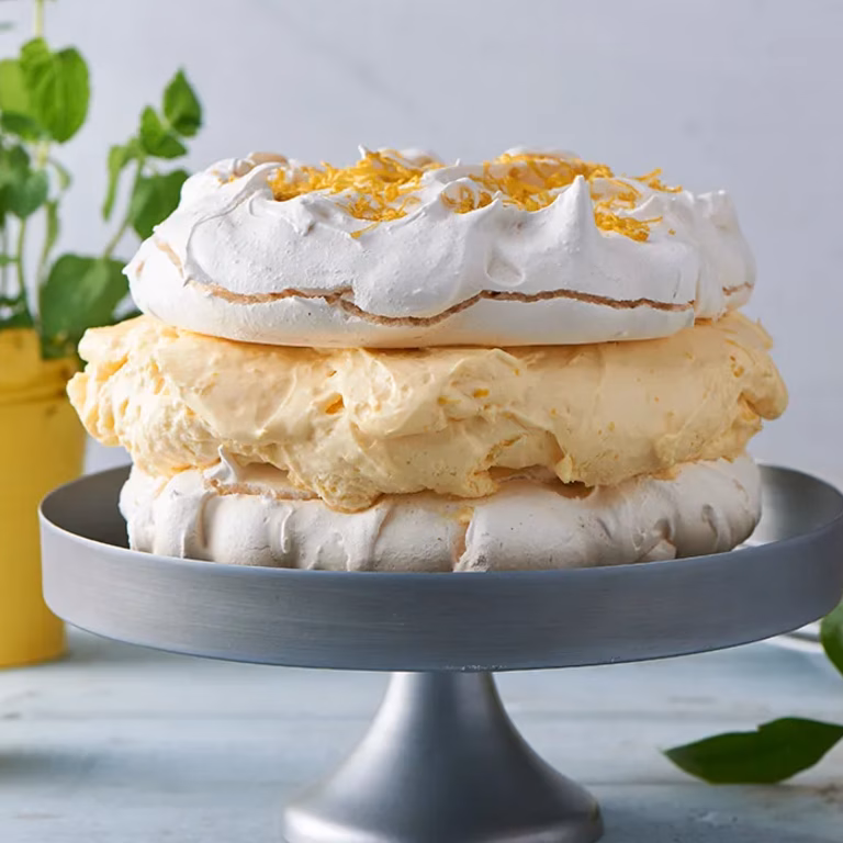 Tort bezowy cytrynowy