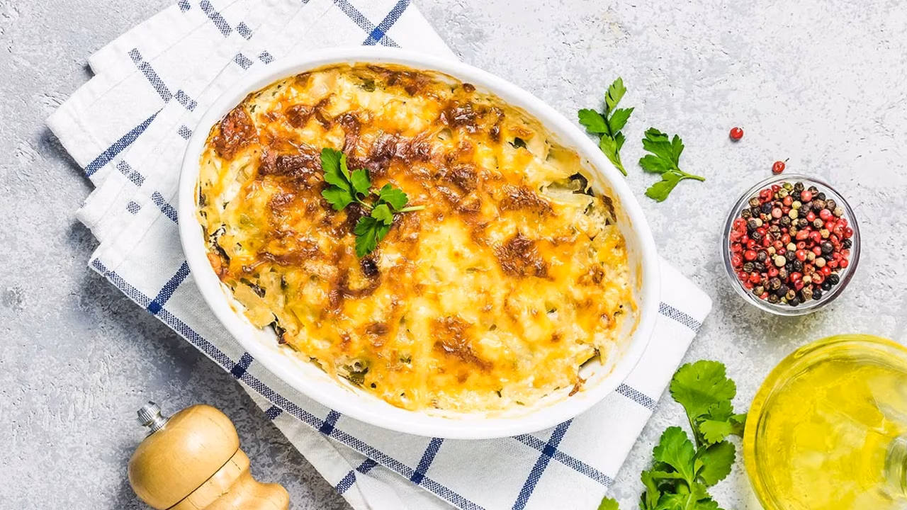 Zapiekanka ryżowa z warzywami i kurczakiem