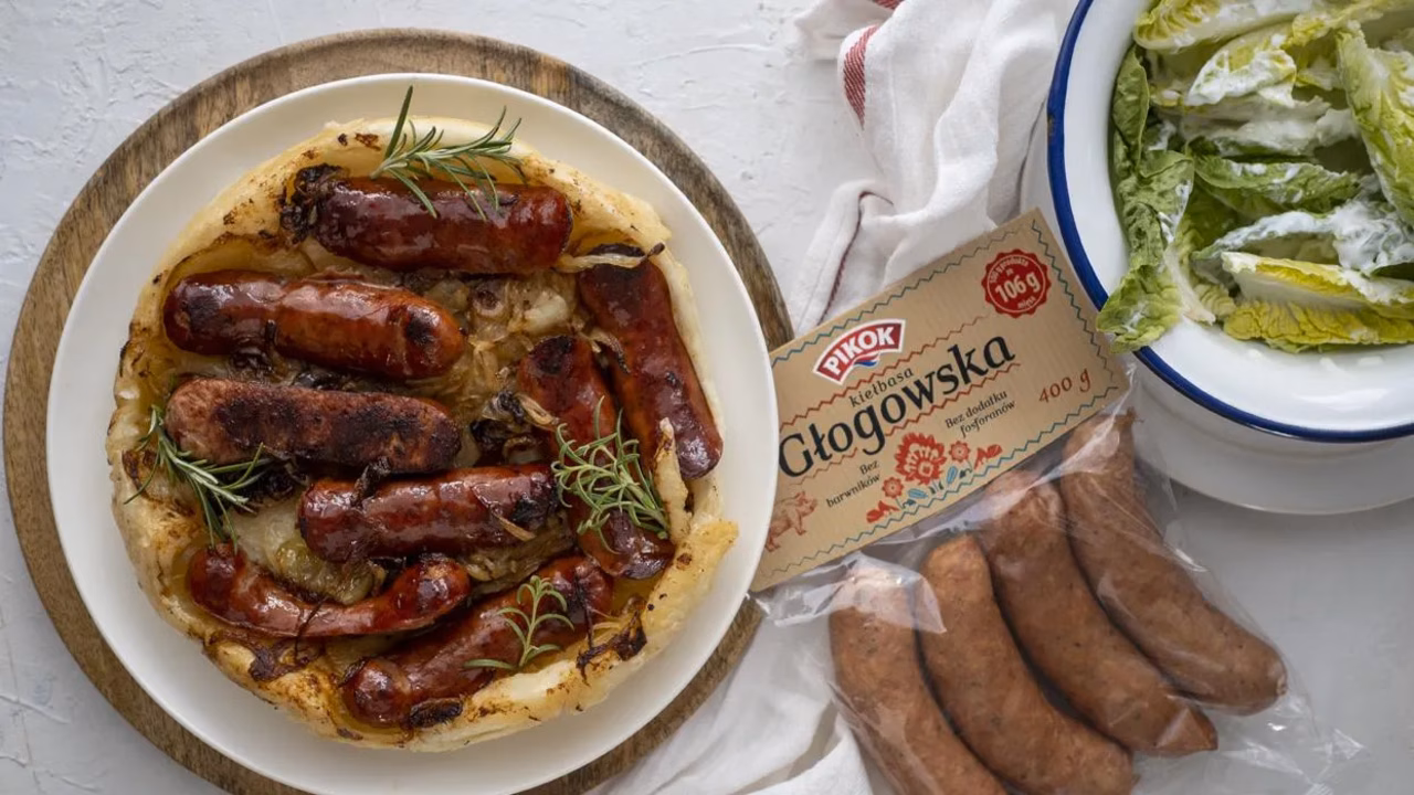 Odwrócona tarta z kiełbasą
