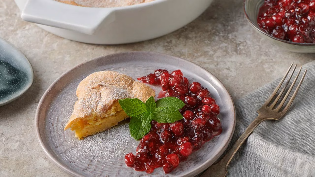 Suflet Salzburger Nockerl z konfiturą żurawinową