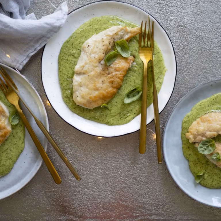 Kurczak w sosie pesto