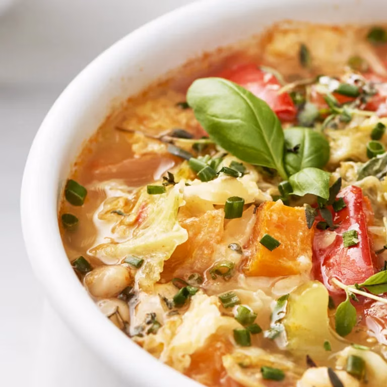 Minestrone – zupa z makaronem