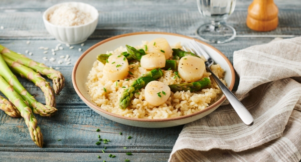 Risotto aux Saint-Jacques et aux asperges