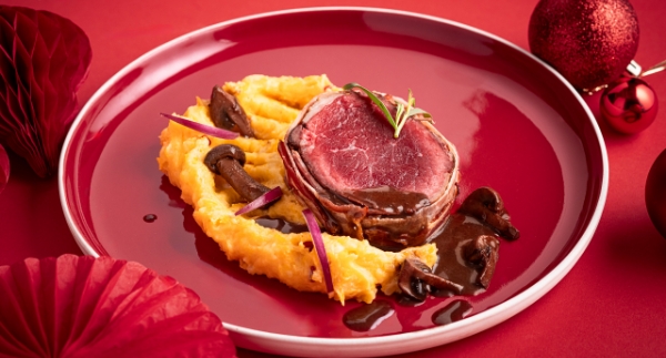 Tournedos de cerf sauce Grand Veneur